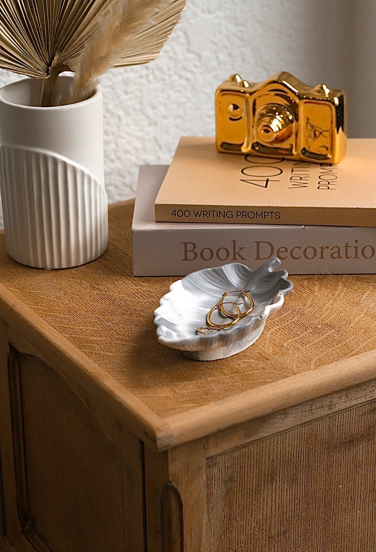 Medium Leaf Stone Trinket Tray