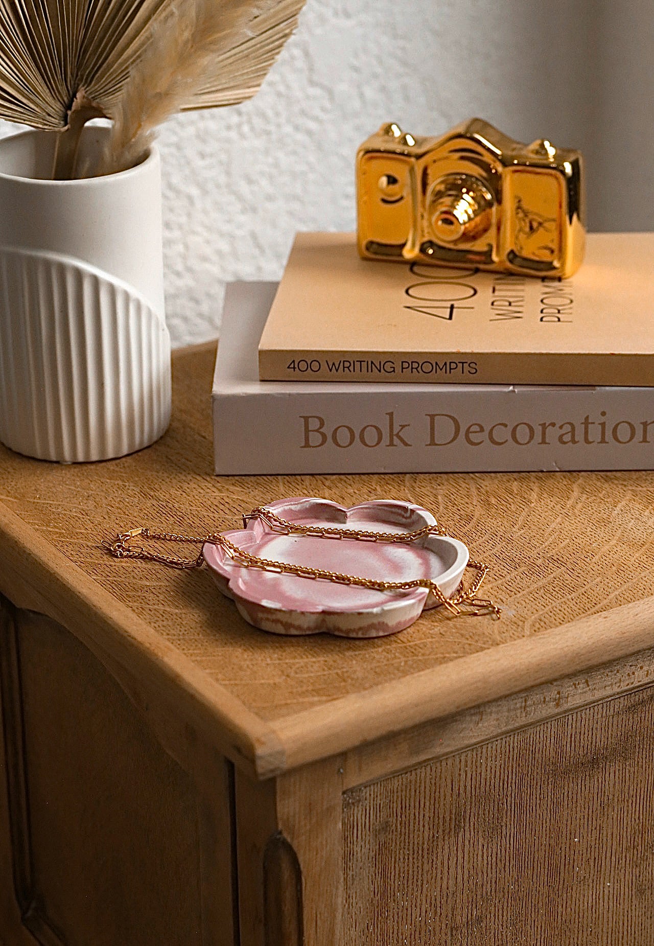 Daisy Stone Trinket Tray