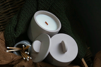 Quiet Candle