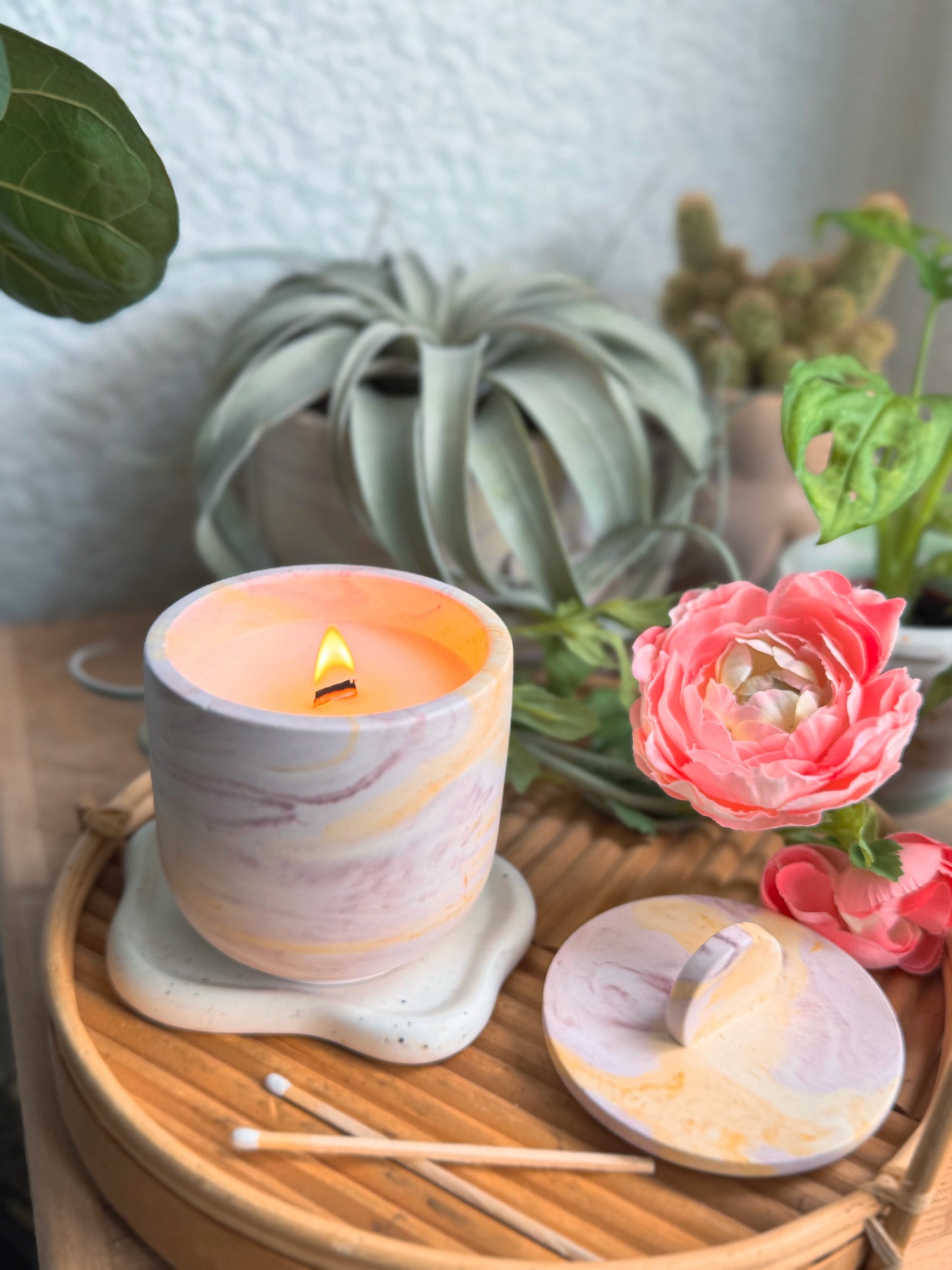 Retreat - Sandalwood & Orris - Spring Candle