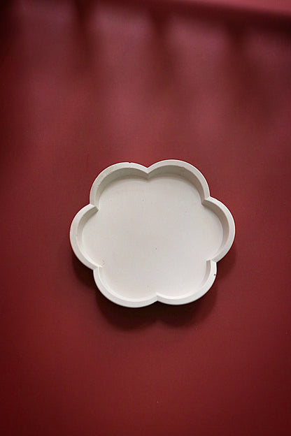 Daisy Stone Trinket Tray