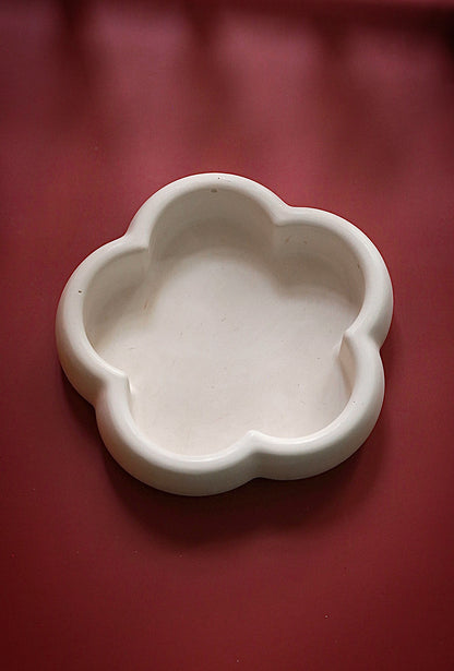 Daisy Flower Stone Trinket Tray