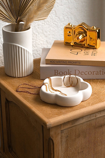 Daisy Flower Stone Trinket Tray