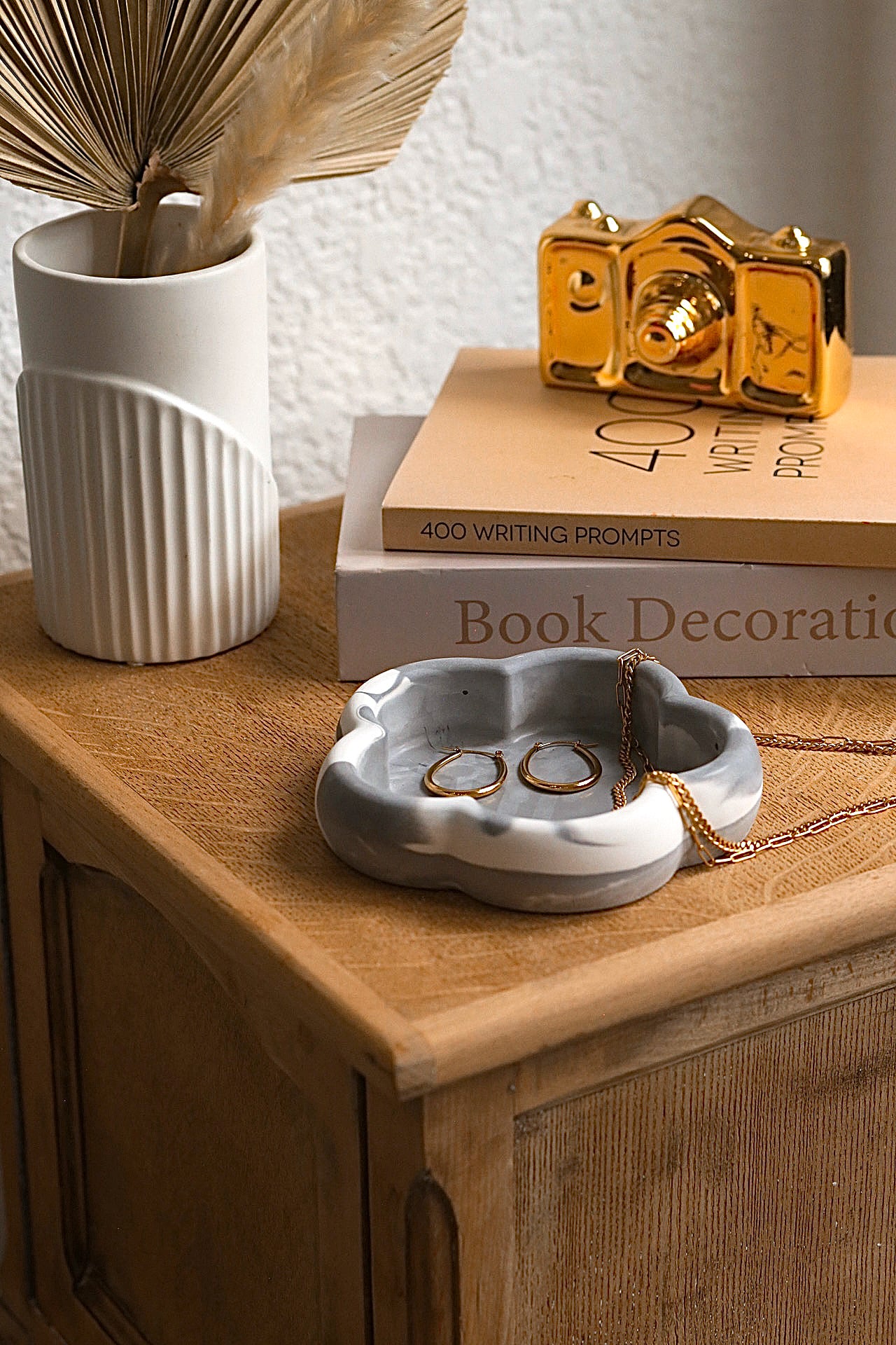 Daisy Flower Stone Trinket Tray