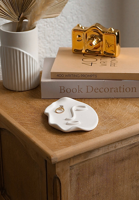 Face Stone Trinket Tray