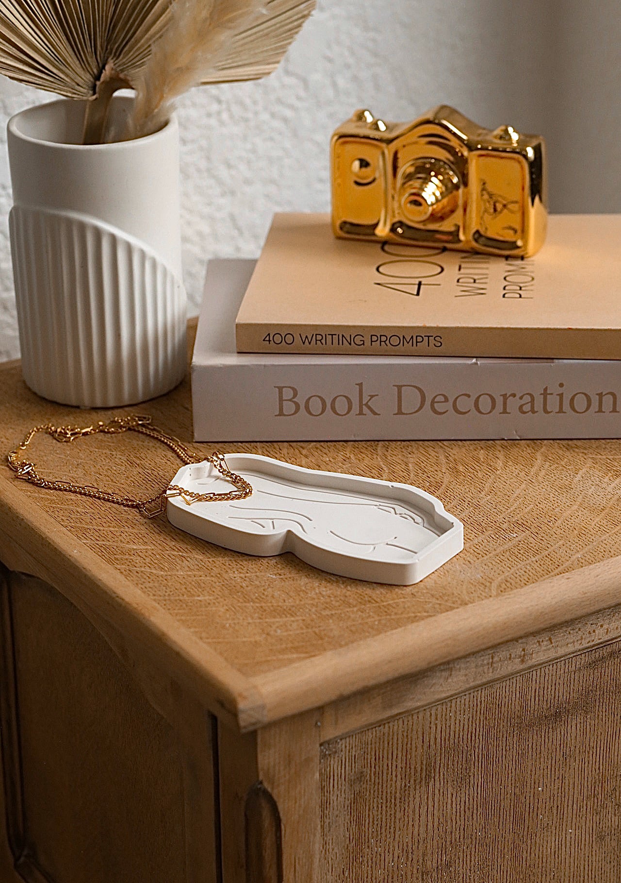 Eva Female Body Stone Trinket Tray