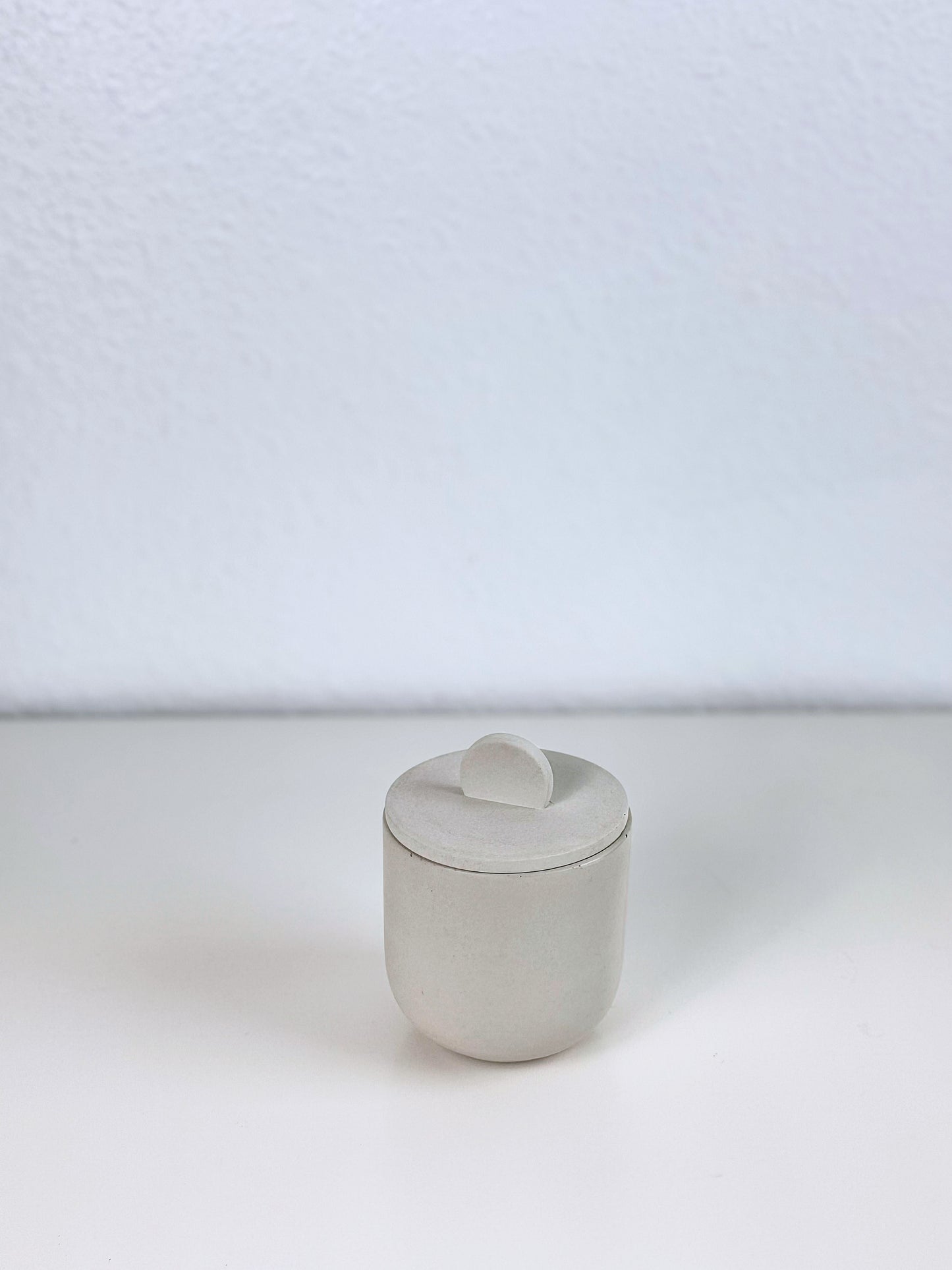 Rich - Concrete Candle Jar