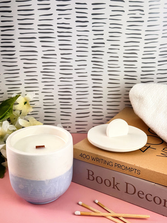 Dark Musk and Amber - Concrete Candle